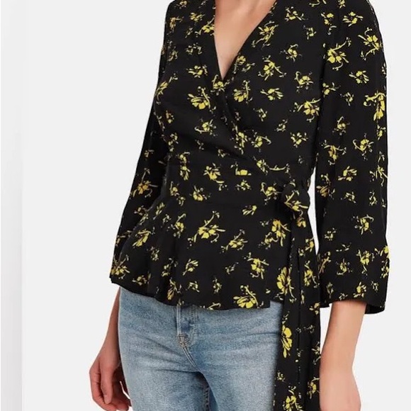 GANNI Black and Yellow Floral Women's top and Skirt set - Picture 5 of 6